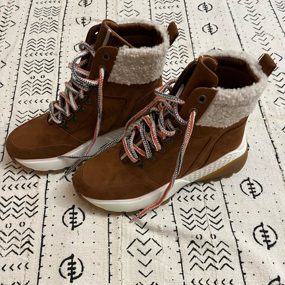Kensie Boots New Without Tags